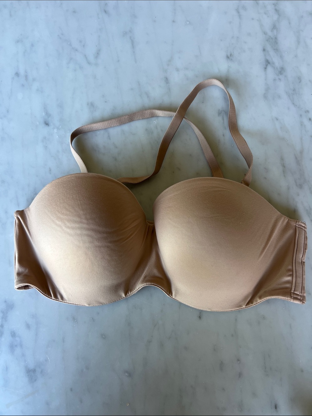 Victoriq Secret (Body by Victoria) T shirt Bra in Nude